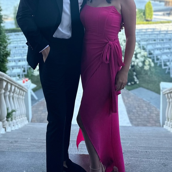 ABIGAIL MAXI DRESS - BODICE TIE DRESS IN MULBERRY - Picture 4 of 4